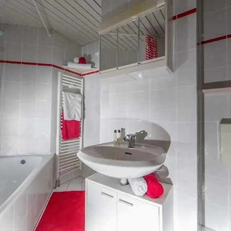 Apartman In Pjescana Uvala Mit Grosser Terrass By Interhome Pula